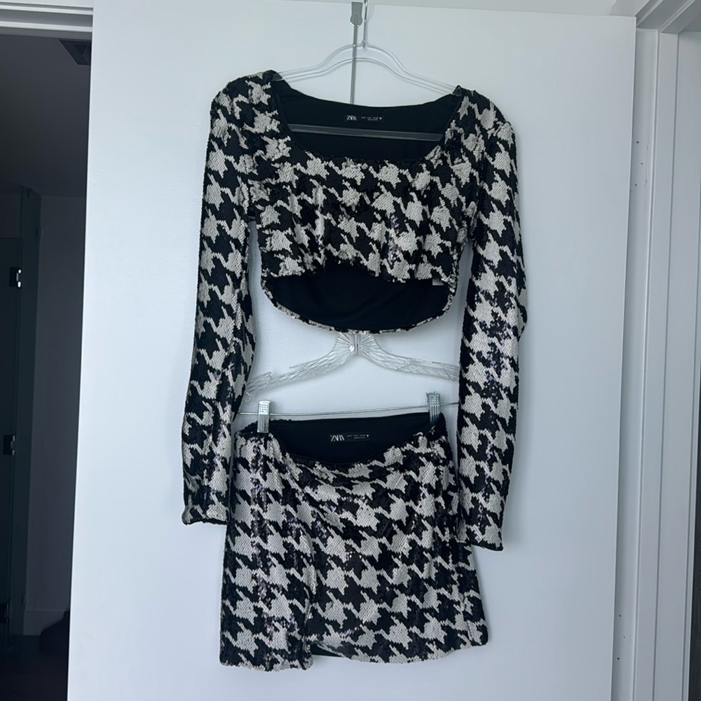 Zara sequin houndstooth, mini skirt and long sleeve top sequin set size small